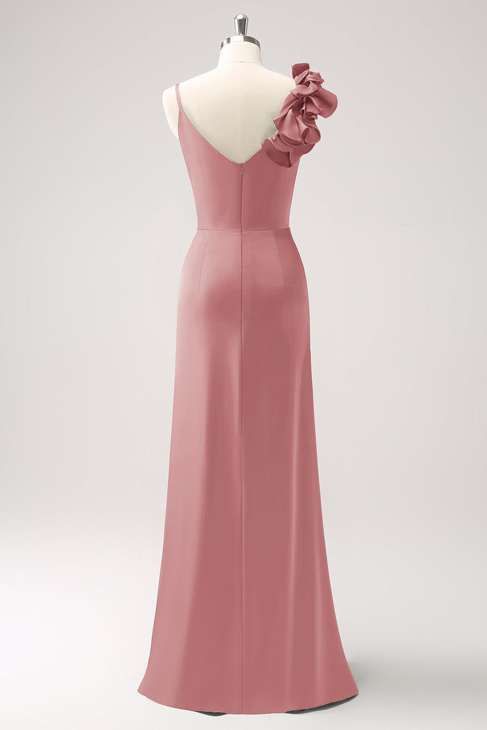 Olivengrøn plisseret satin brudepigekjole med slids