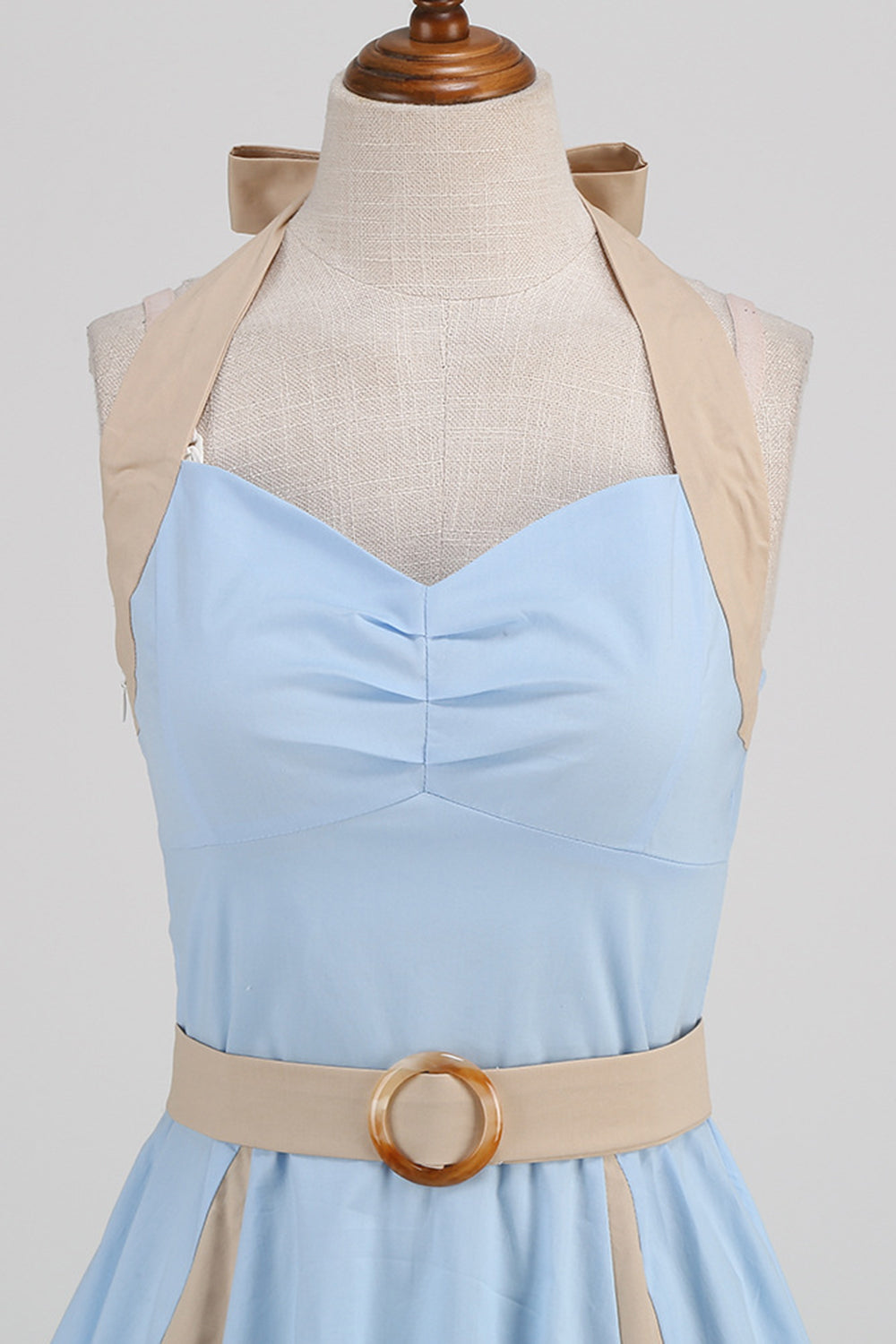 En Line Blue Halter vintage kjole fra 1950'erne