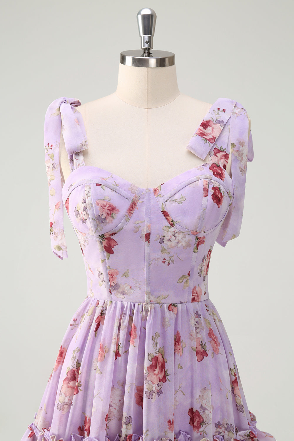 Grå lilla A Line Tiered Ruffled Print Floral Brudepigekjole