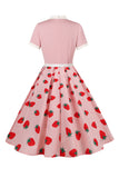 A Line Blush Strawberry Printed 1950'er kjole med korte ærmer