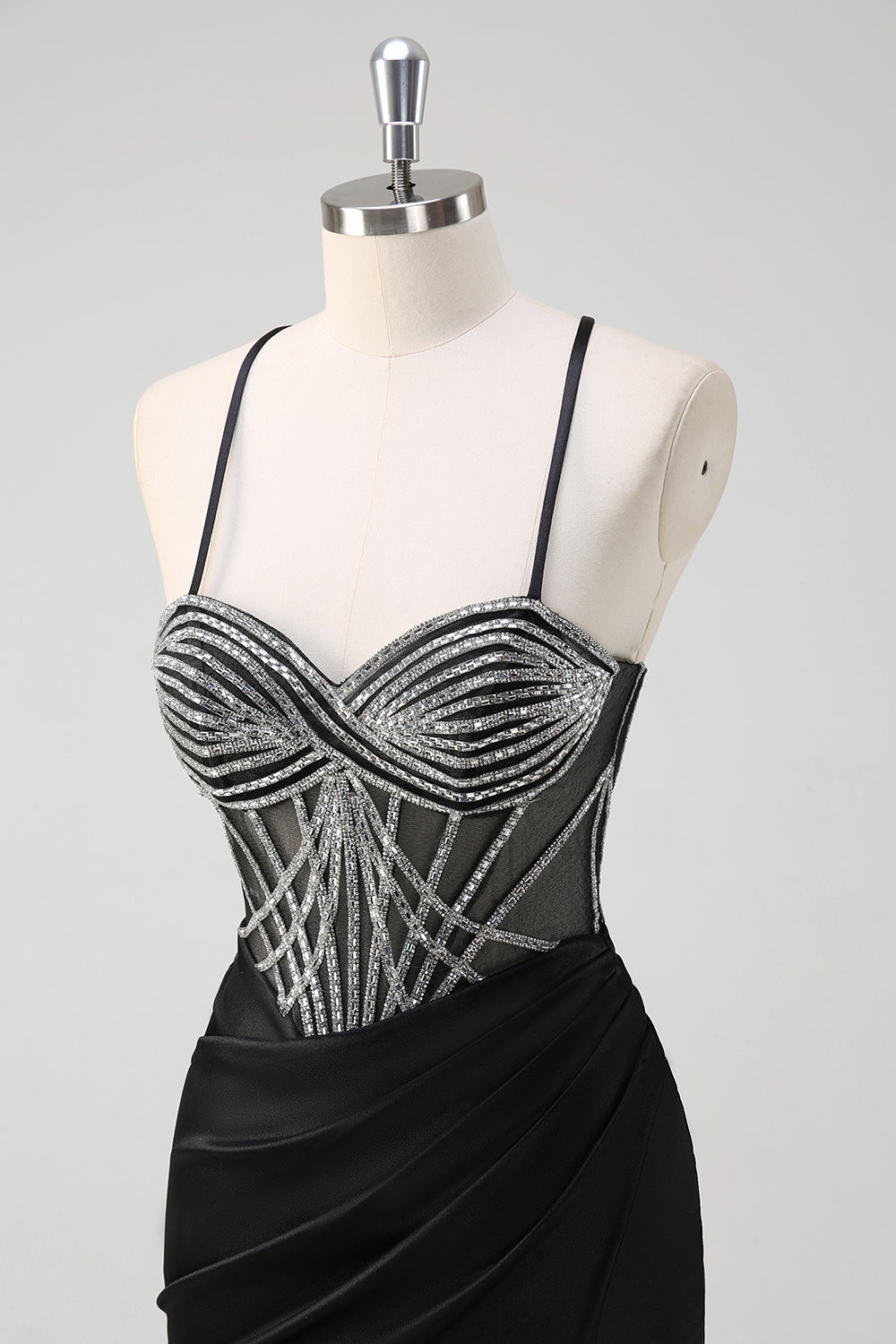 Glitrende sort havfrue halterneck beaded lang balkjole med slids