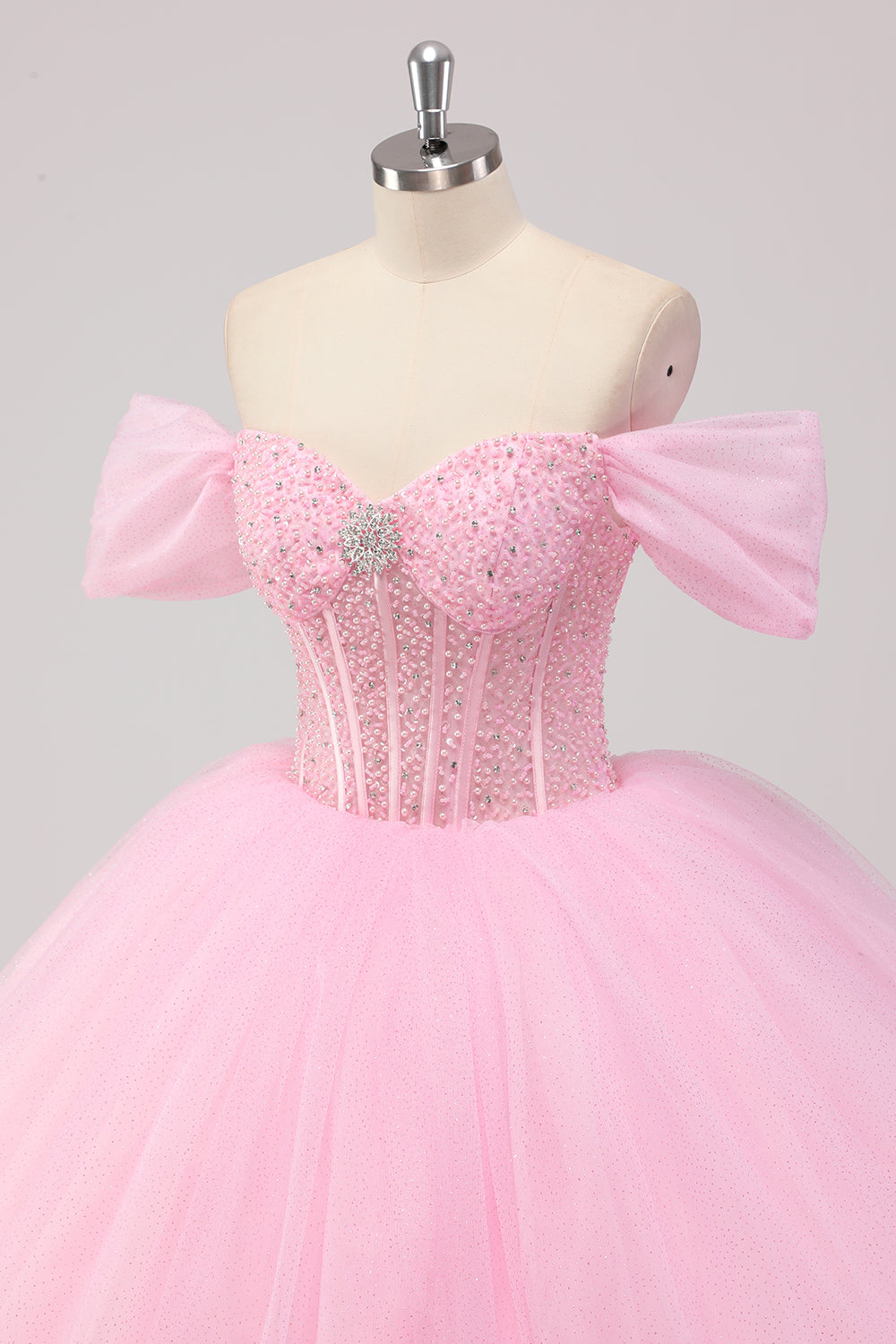 Prinsesse Pink Balkjole Off the Shoulder Beading Tyl Quinceanera Kjole