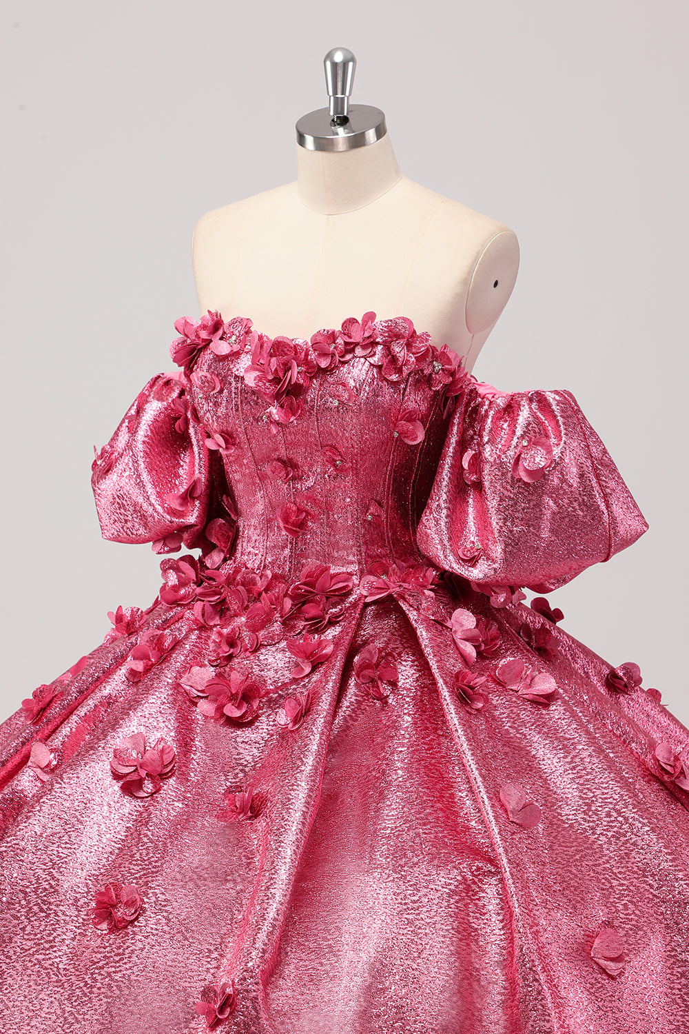 Prinsesse Fuchsia balkjole Off the Shoulder Puff Sleeves Quinceanera kjole med 3D blomster