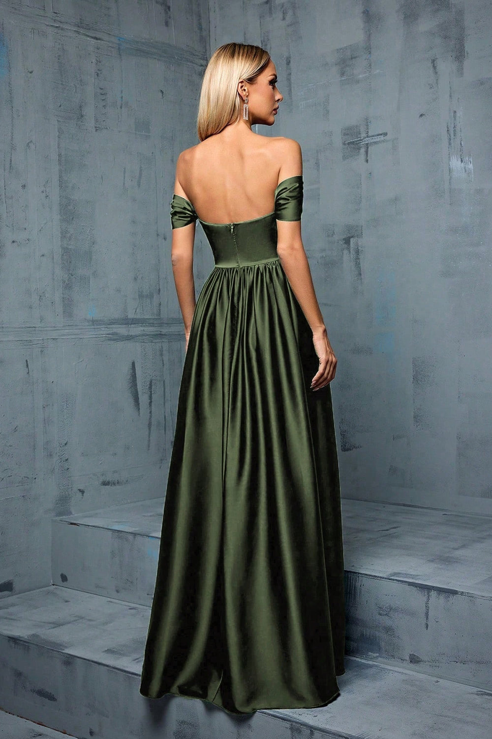 Army Grøn Off the Shoulder Satin A-linje Lang Gallakjole