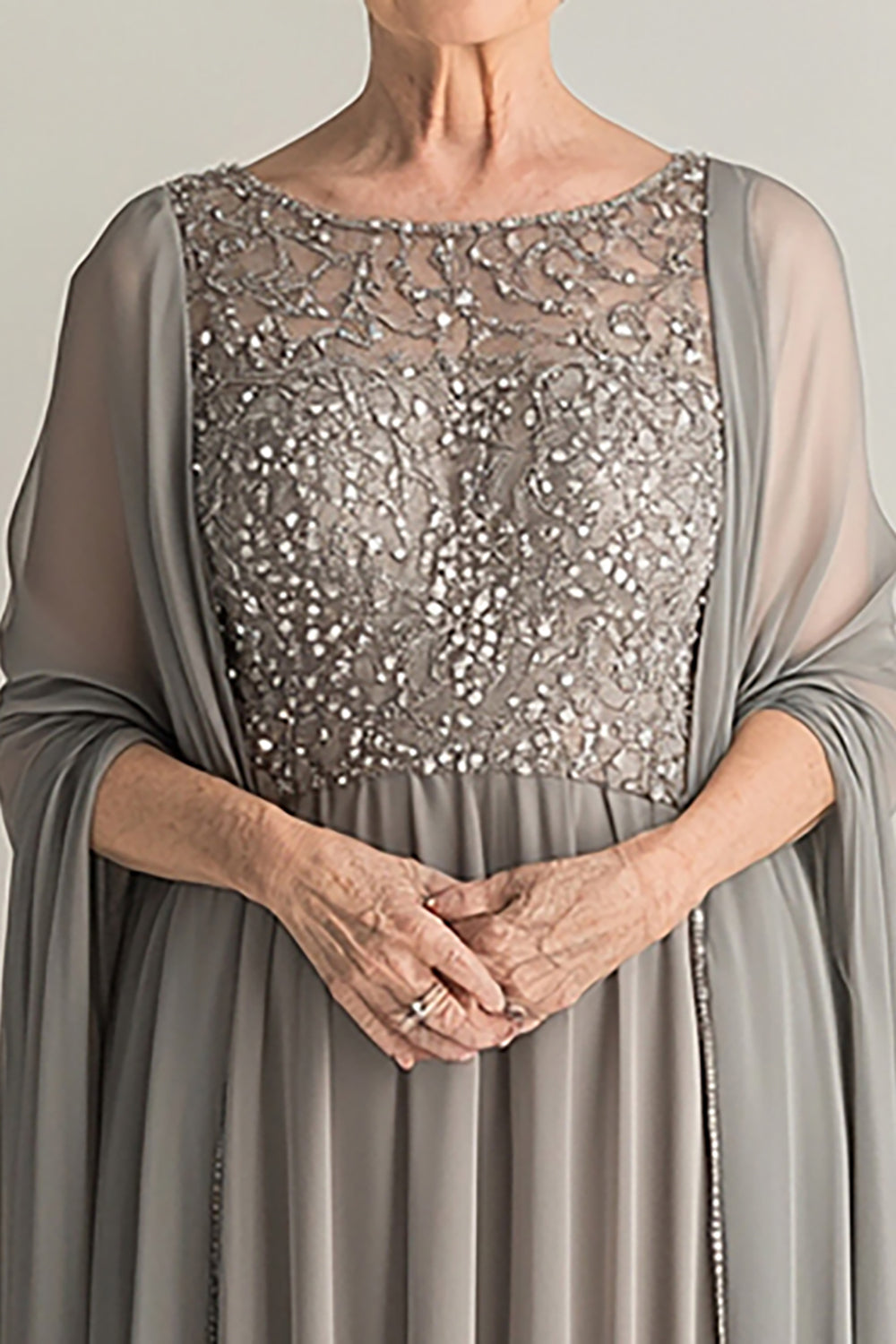 Elegant Sliver A-Line Scoop Lang Chiffon Kjole til Brudens Mor med Blonder Appliques