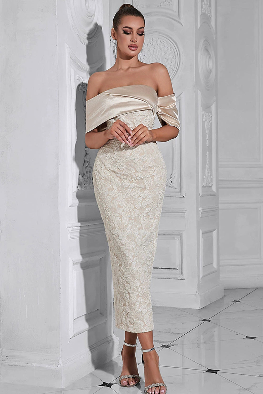 Abrikos Off the Shoulder Appliques Sheath Aftenkjole