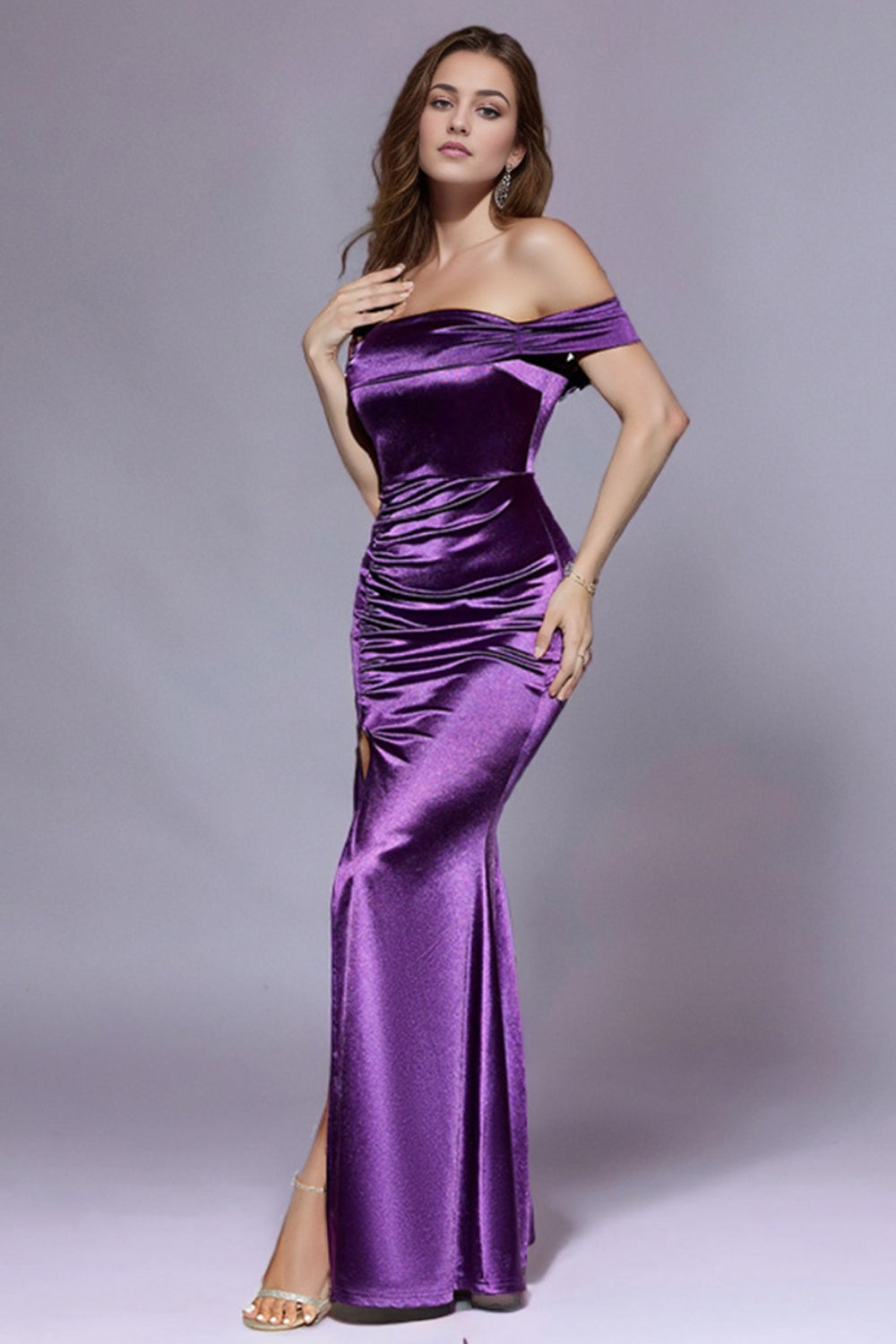 Mørkeblå havfrue Off the Shoulder plisseret satin lang gallakjole