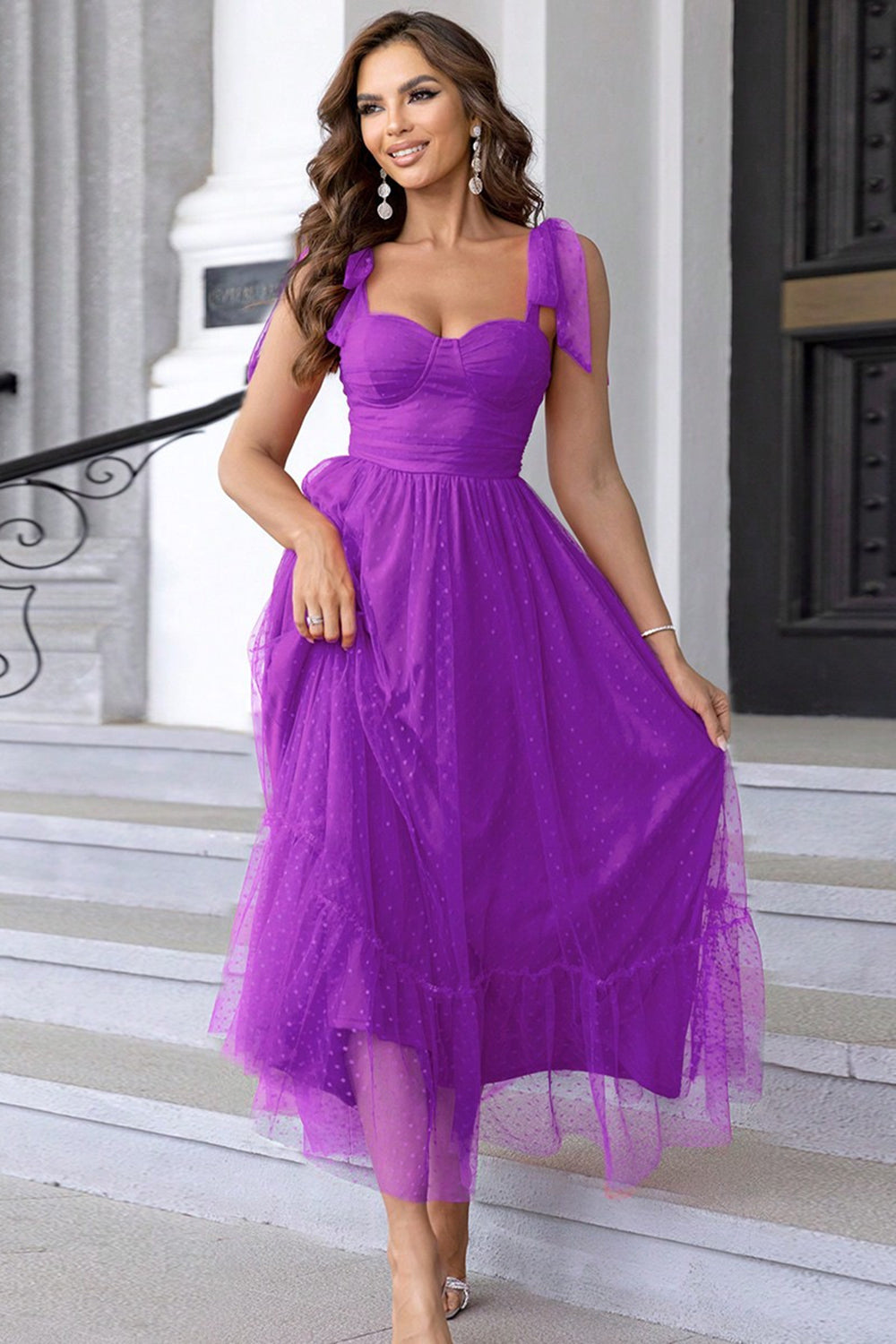 En linje plisseret sløjfe Spaghetti stropper sort lang brudepigekjole