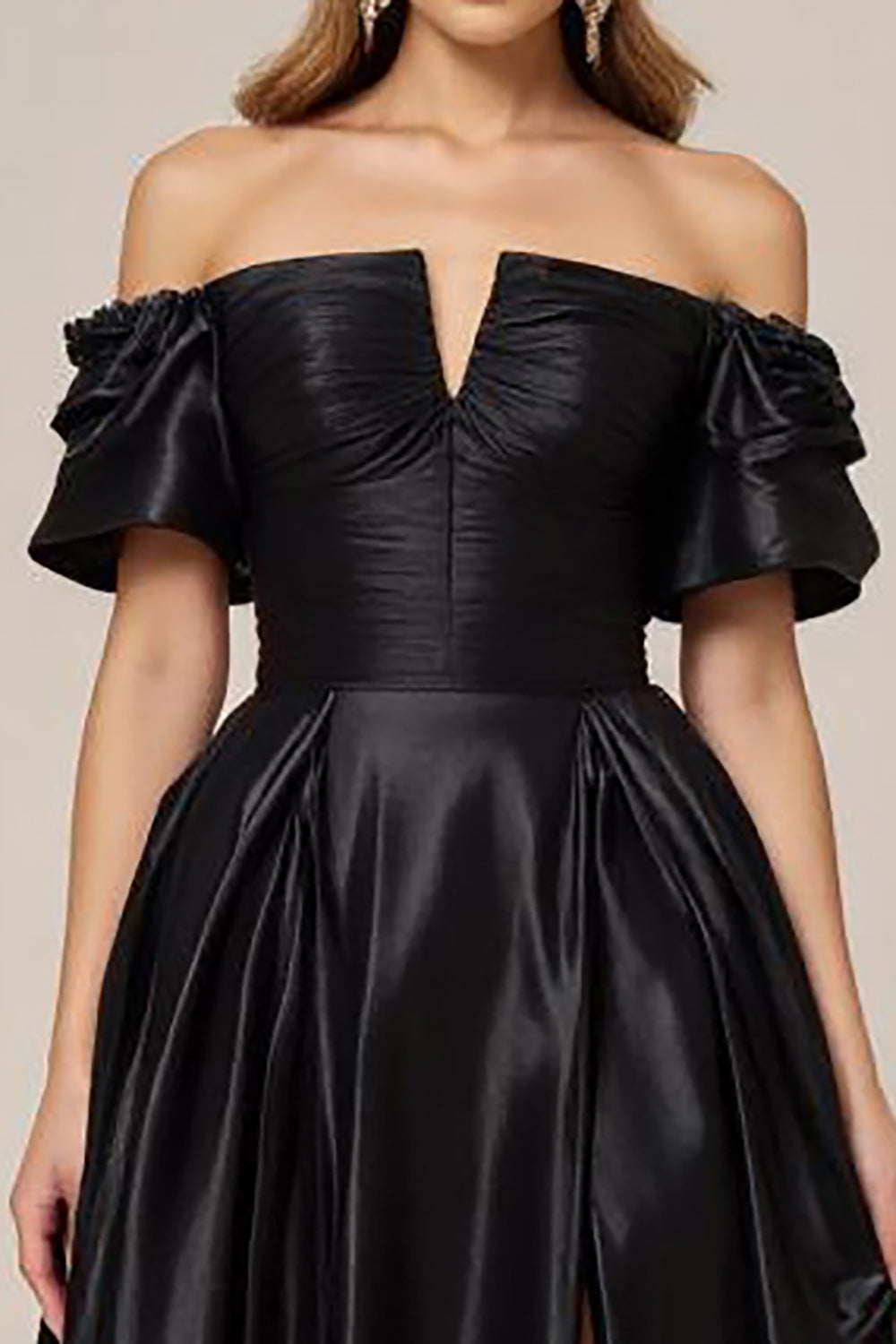 Sort satin Off the Shoulder A Line Gallakjole med Slids