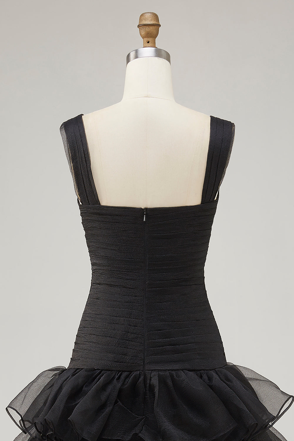 Sort Organza A-linje høj-lav formel kjole med flæseslids