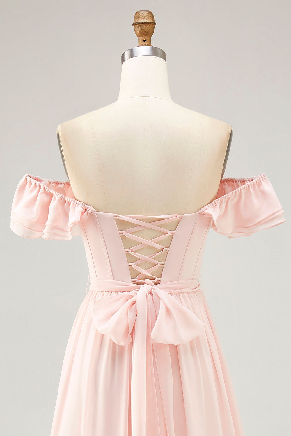 Off The Shoulder Blush Ruffled A Line brudepige kjole med slids