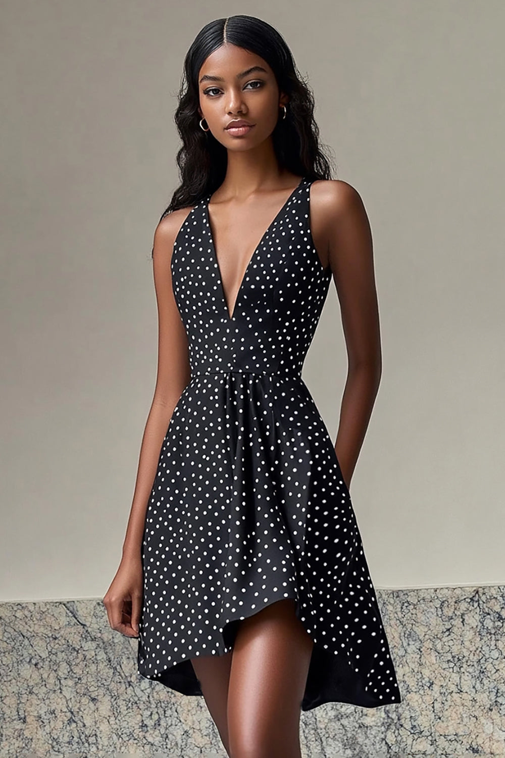 Sort A Line V-hals Kort Hvid Polka Dots Kjole