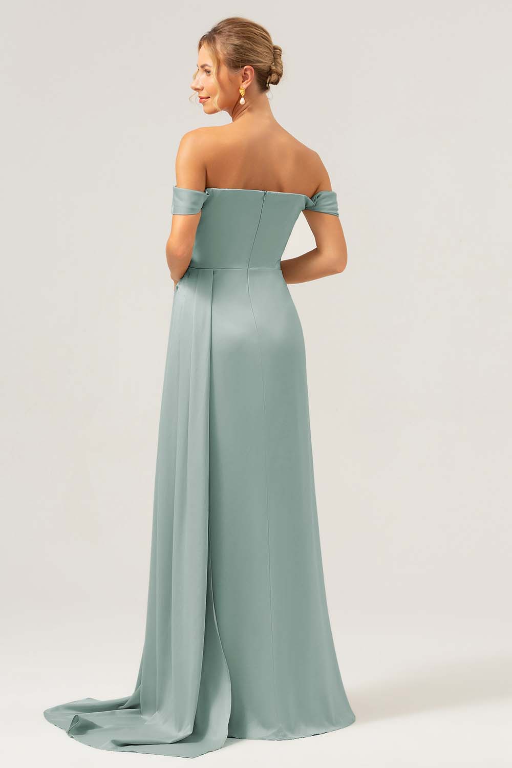 Sage havfrue Off The Shoulder plisseret satin brudepigekjole med slids