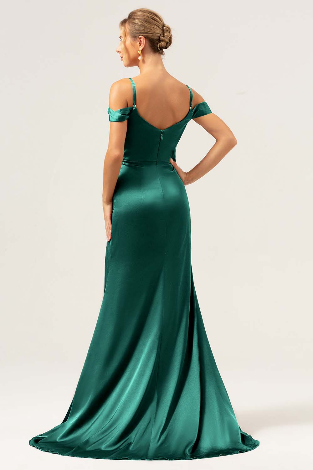 Støvet Blå Havfrue Kold skulder Ruched Korset Lang brudepigekjole med slids