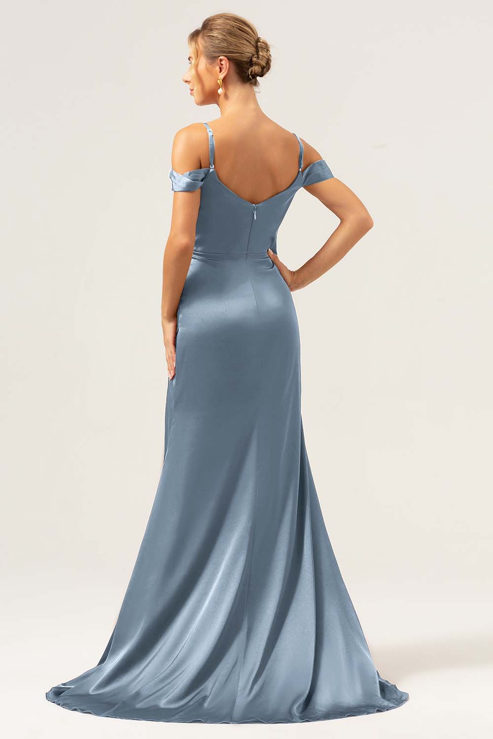 Støvet Blå Havfrue Kold skulder Ruched Korset Lang brudepigekjole med slids