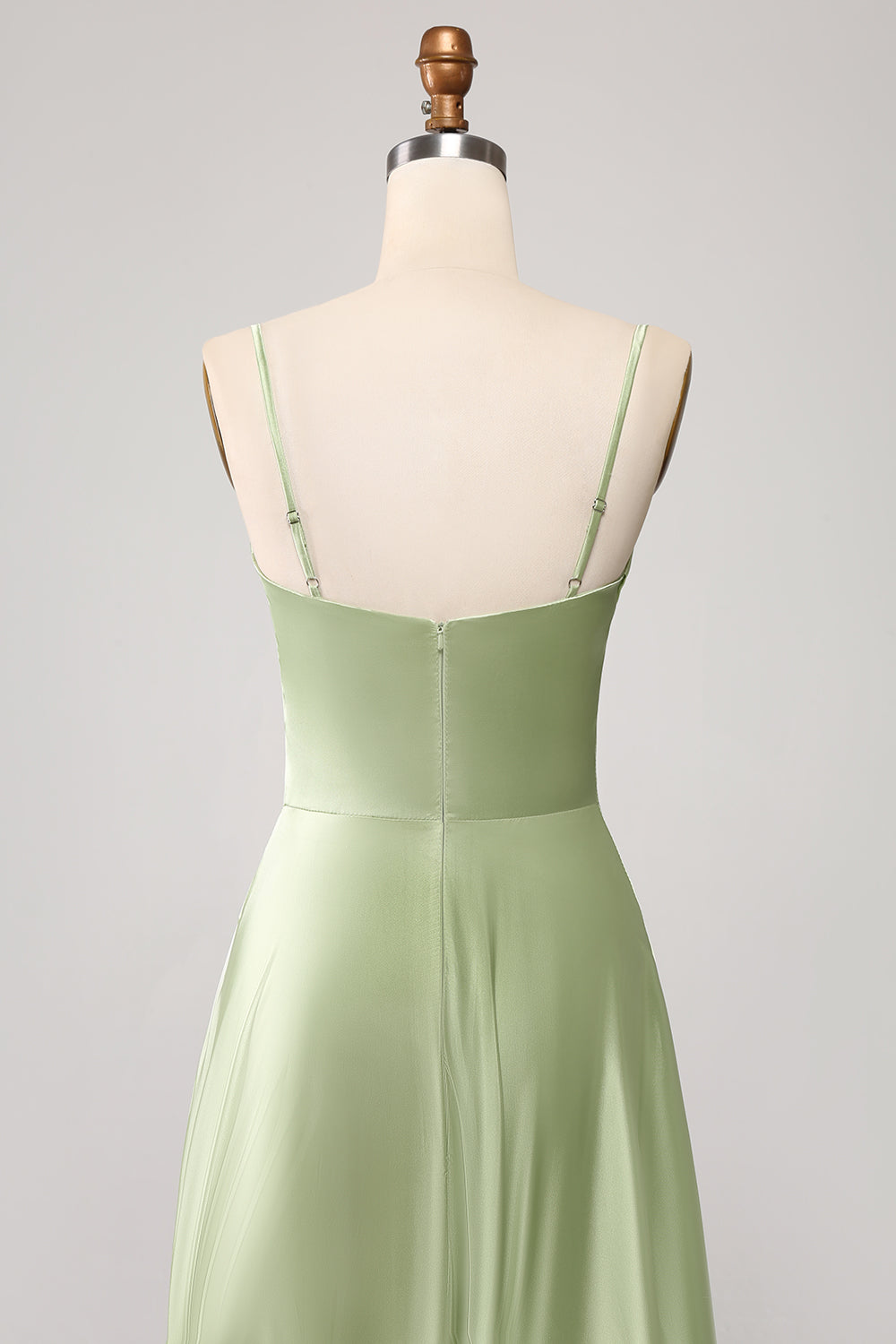 Støvet salvie A Line Cowl Neck Satin Long Prom Dress med plisseret