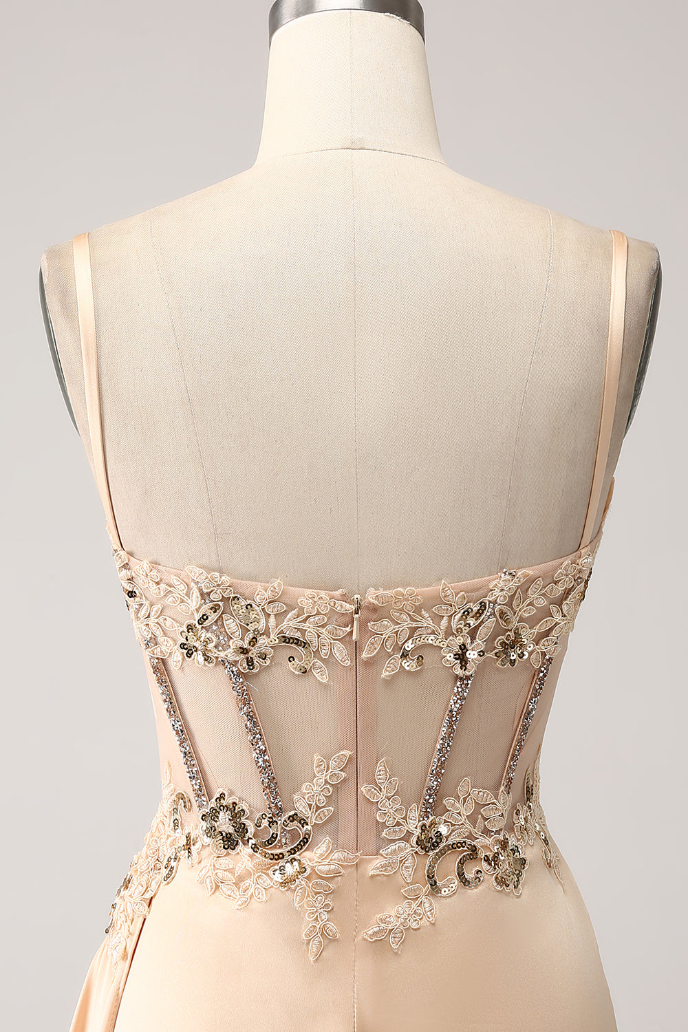 Elegant champagne havfrue plisseret satin gallakjole med applikationer