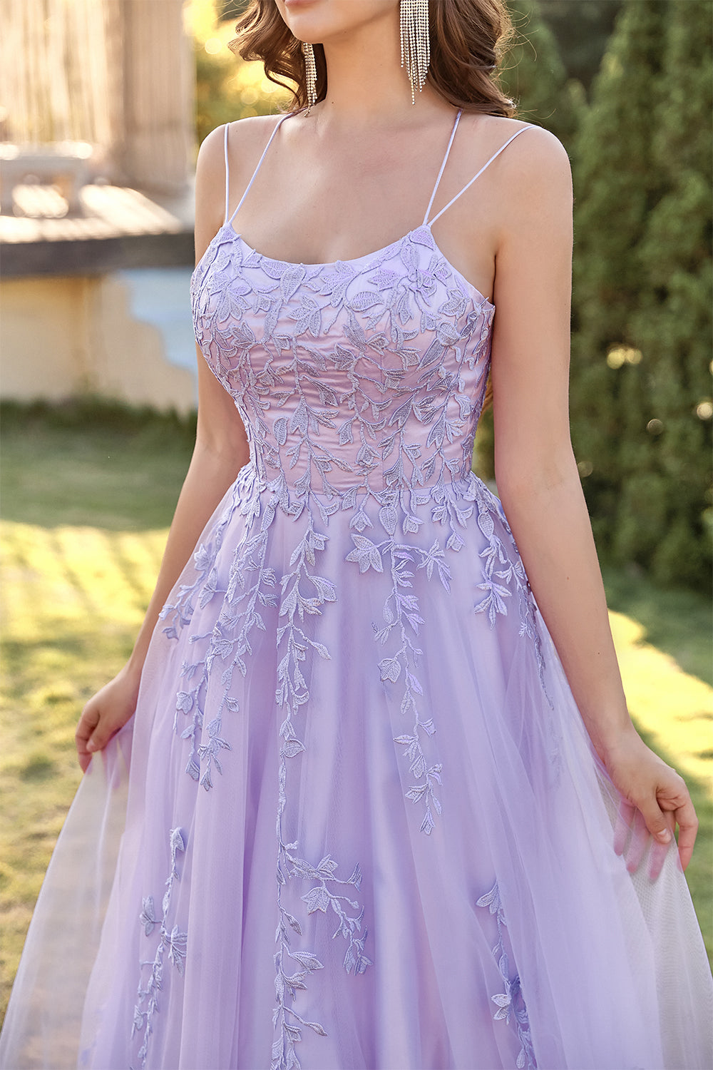Lilla Tulle Prom Kjole med applikationer