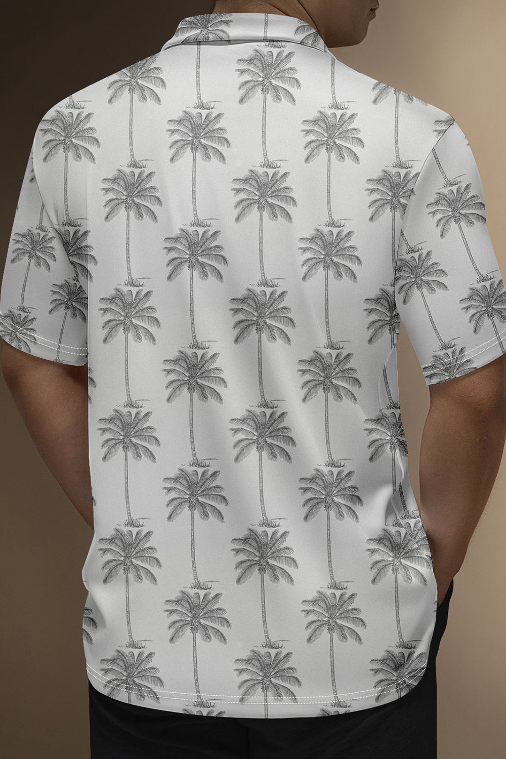 Klassisk poloshirt med gråt tryk til mænd med korte ærmer