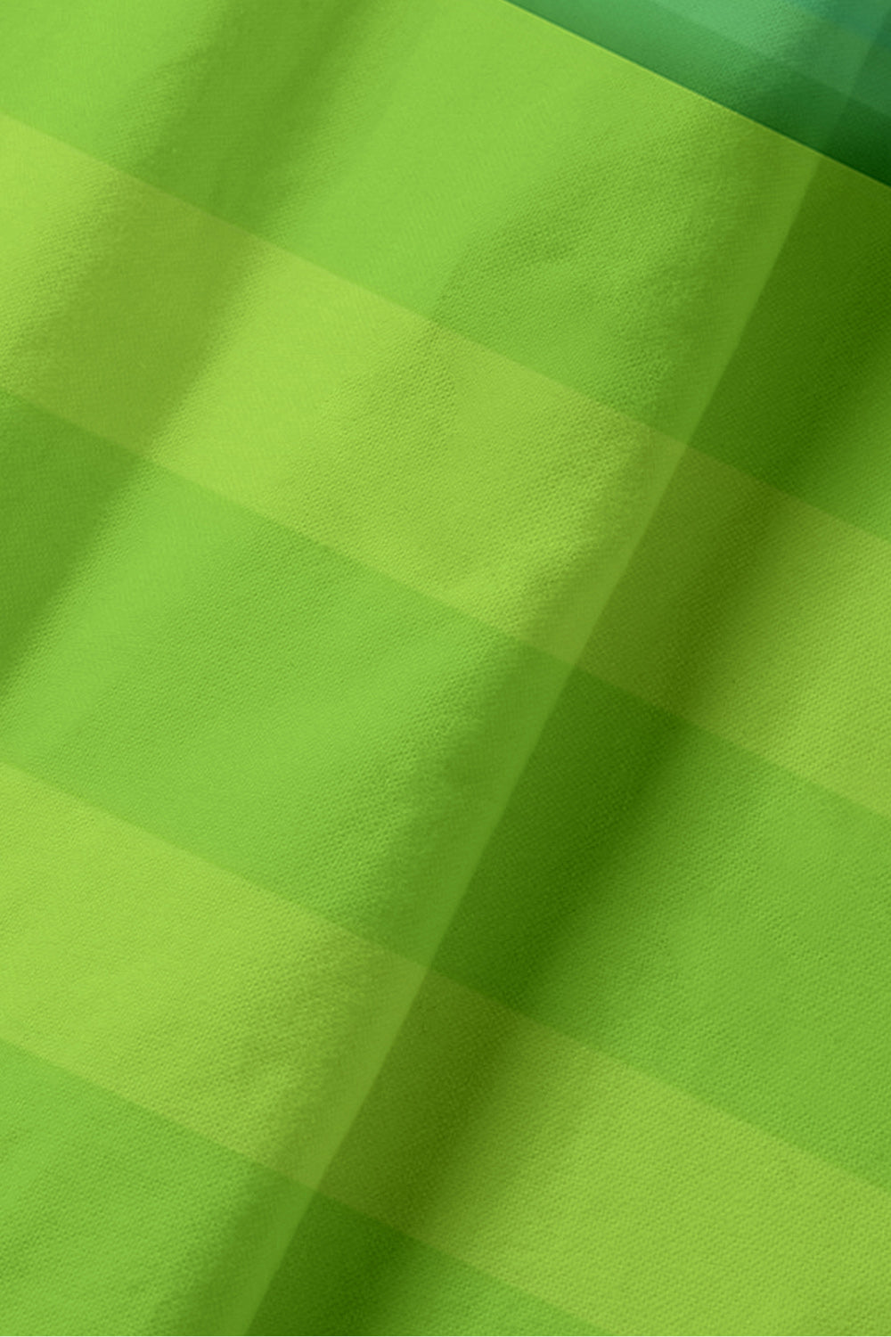 Stribegrøn poloshirt til mænd med korte ærmer