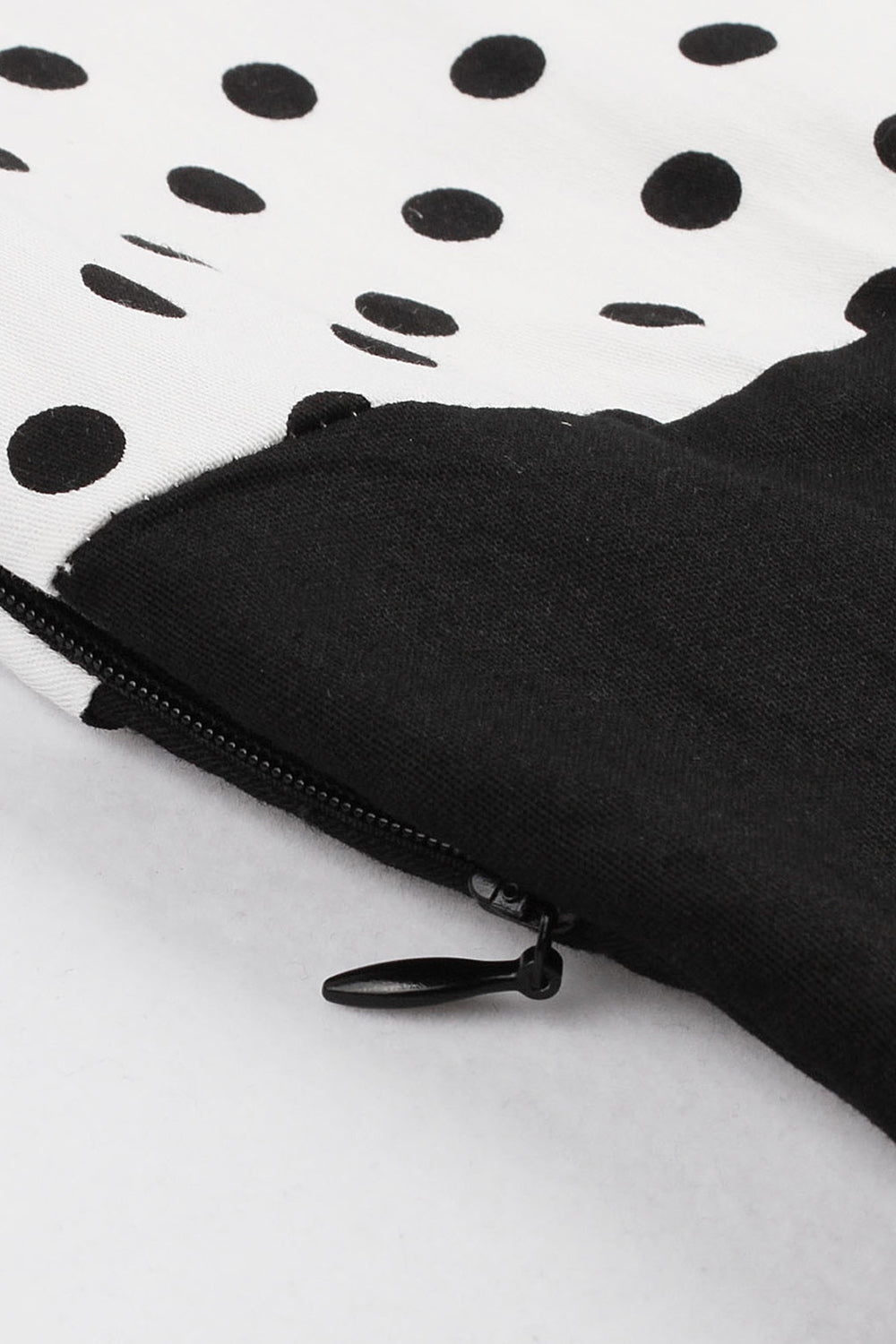 Sort Polka Dots Swing 1950'er kjole med korte ærmer