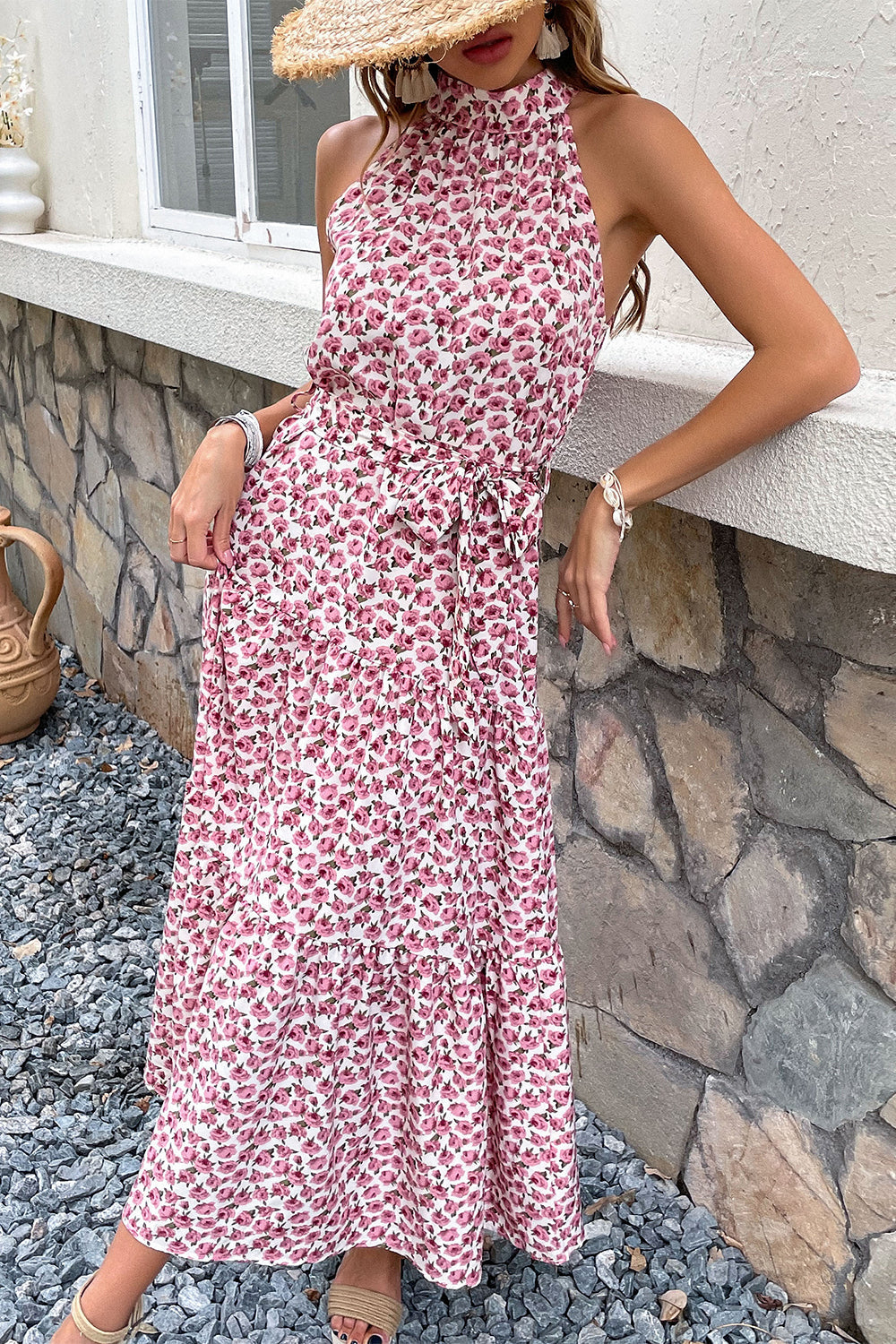Silm Fit Halter Blomstret Sommerkjole