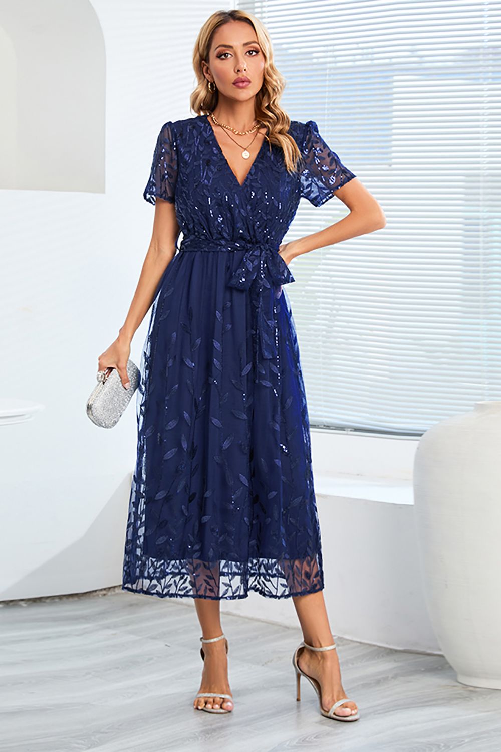 A-Line Blush afslappet kjole med korte ærmer