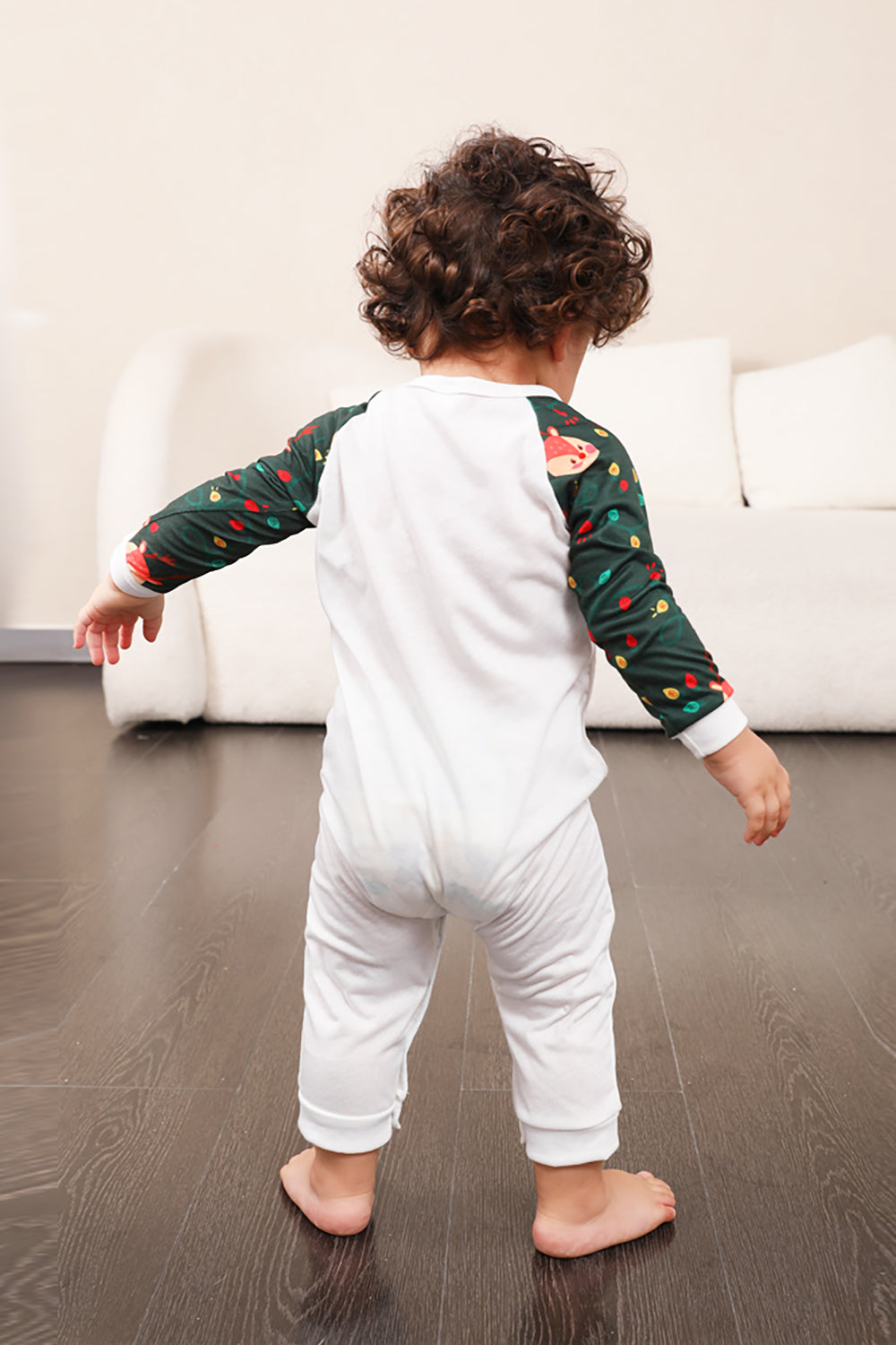 Mørkegrøn hjorte julefamilie pyjamas sæt