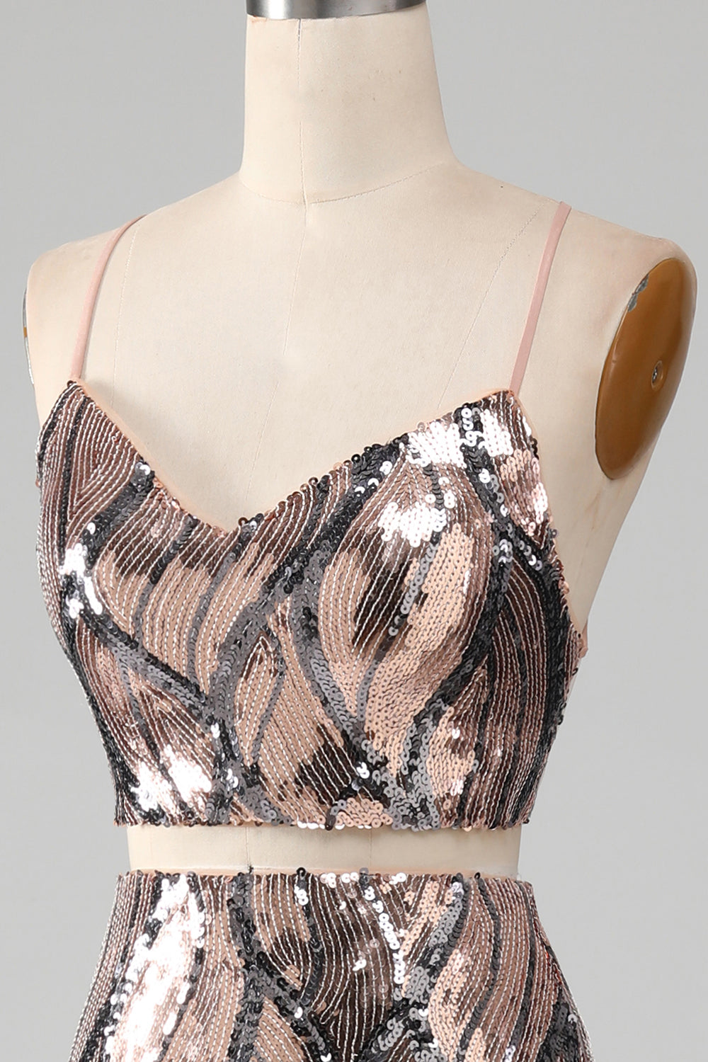 Glitrende todelt kappe gallakjole med frynser