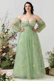 En linje fra skulderen grøn plus size gallakjole med broderi