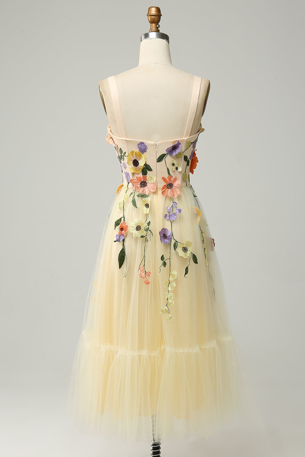 A Line Spaghetti Straps Champagne Tea Længde Prom Dress med applikationer