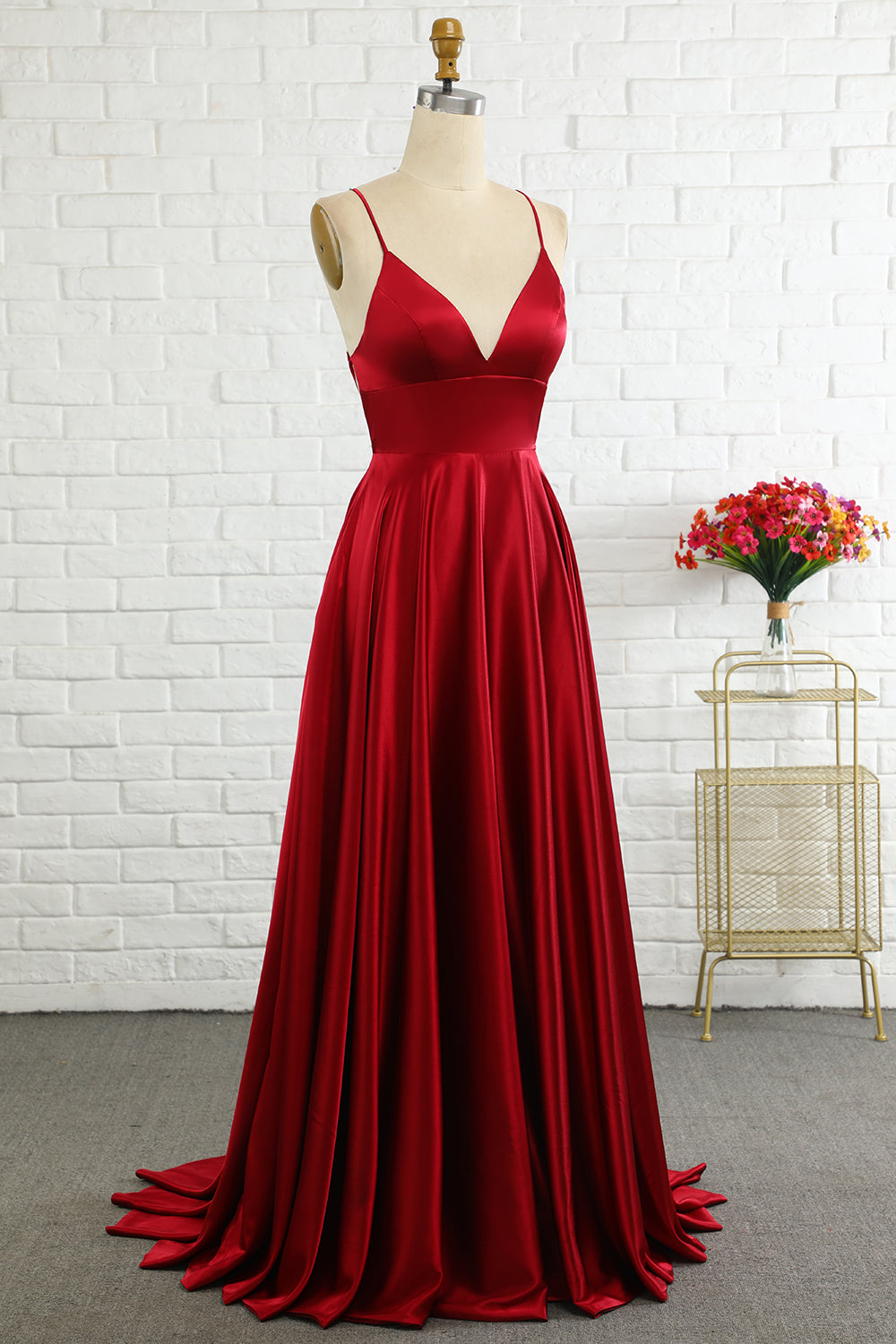 Enkel A Line Spaghetti stropper Bourgogne Long Prom Kjole med Cirss Cross Back