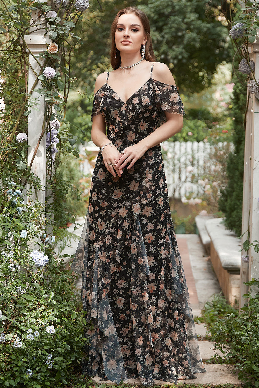 Sort Chiffon off shoulder prom kjole med blomster