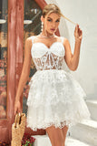 Princess A Line White Corset Tiered Short Homecoming Dress med blonder