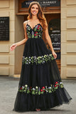 Smukke A Line Spaghetti Straps Sort Lang Gallakjole med broderi