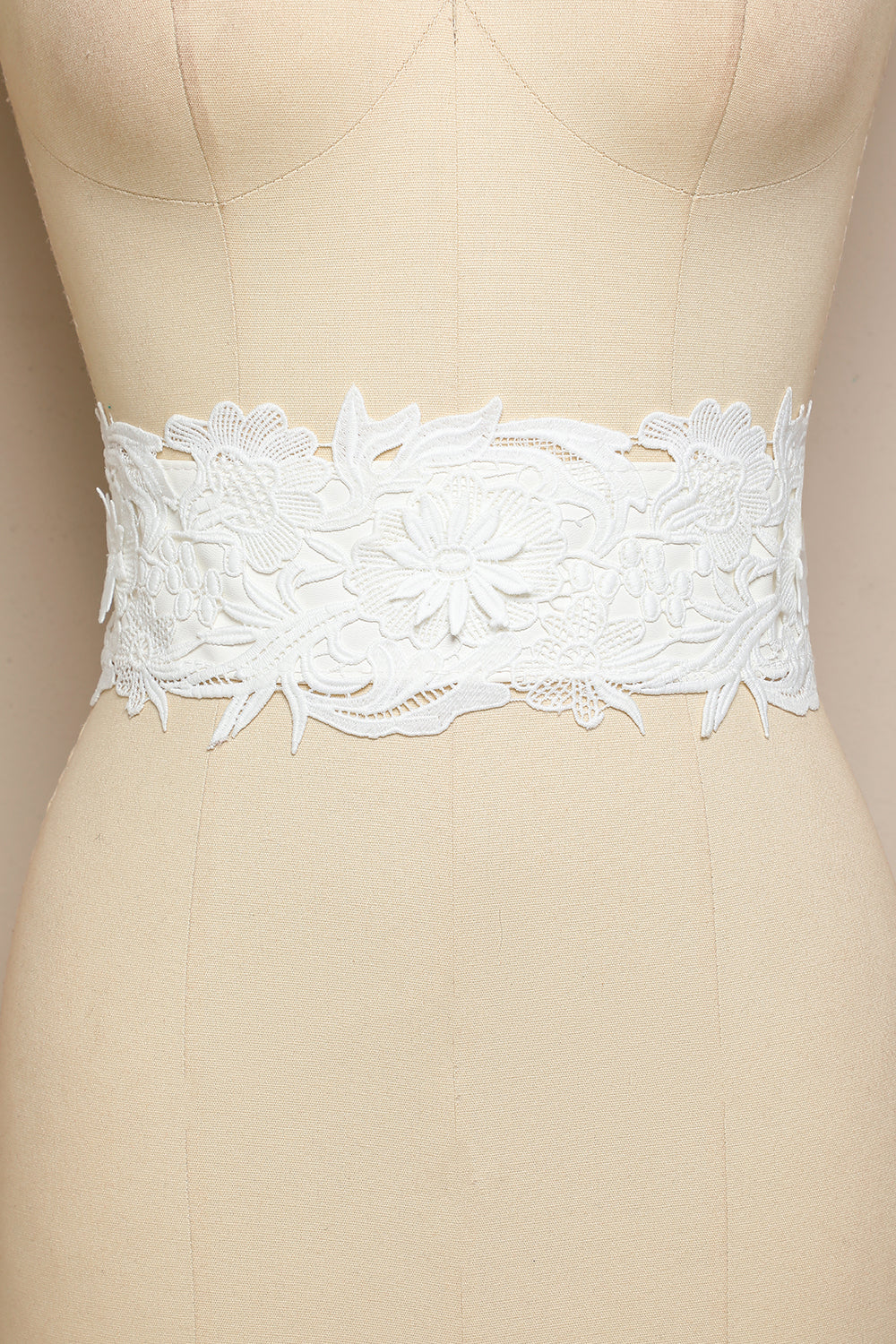 Elegant bælte med applikationer