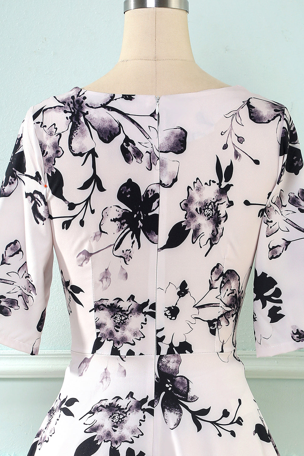 V Hals halv ærmer hvid trykt vintage kjole