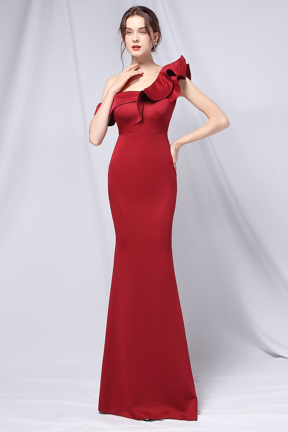 Den ene skulder enkel prom kjole