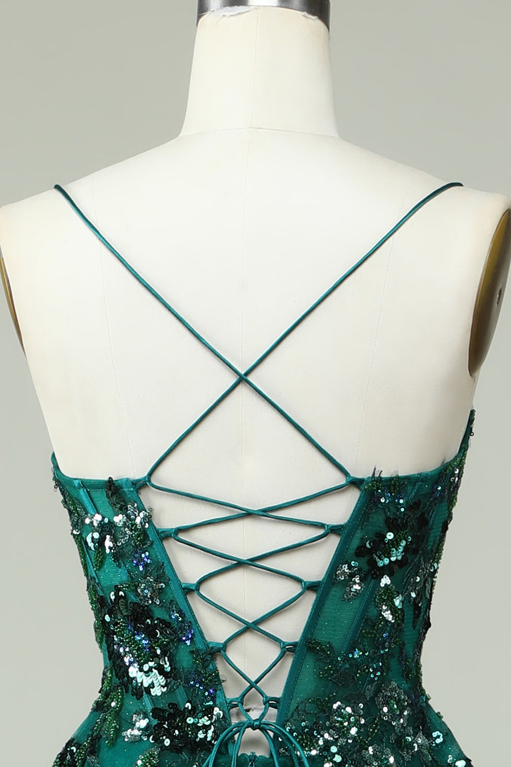A Line Spaghetti Straps Mørkegrøn korset Gallakjole med applikationer