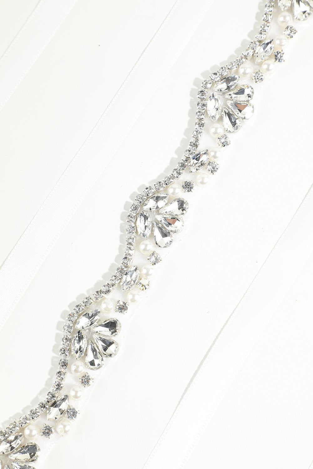 Hvidt bælte med Rhinstone