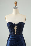 Sparkly Navy Bodycon Strapless Hollow Out Homecoming Kjole med blonder