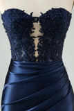 Sparkly Navy Bodycon Strapless Hollow Out Homecoming Kjole med blonder