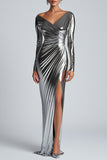 Sølv Metallic Satin Ruched Sheath Formel Kjole med Slids