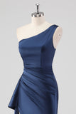 Elegant Navy Satin One Shoulder formel kjole med slids