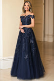 Elegant Navy Off the Shoulder A-Line Tyl Lang Mor Of the Bride Kjole med Blonder Appliques