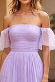 Lilla off the shoulder plisseret lagdelt en linje gallakjole