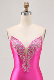 Fuchsia Stropløs Beaded Bodycon Homecoming Kjole med Slids