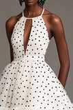 Hvid A Line Halter Udskåret Sort Polka Dot Kjole