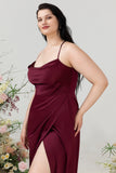 Bordeaux satinskede halter plus size brudepigekjole med slids