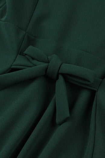 Grøn dyb V-hals 1950'er kjole med korte ærmer